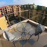 Aquaria Aparthotel 4*
