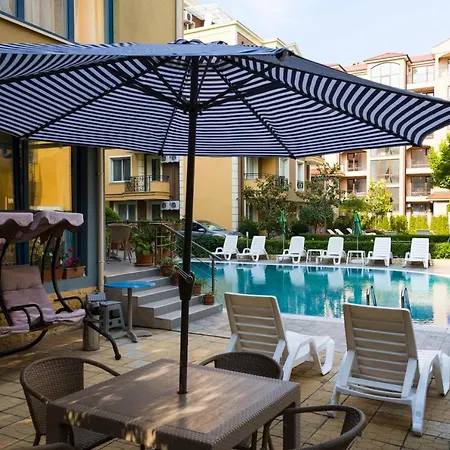 Aquaria Apartmanhotel