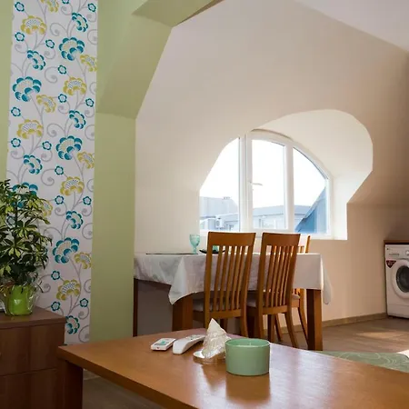 Ξενοδοχείο με διαμερίσματα Aquaria Σάνι Μπιτς