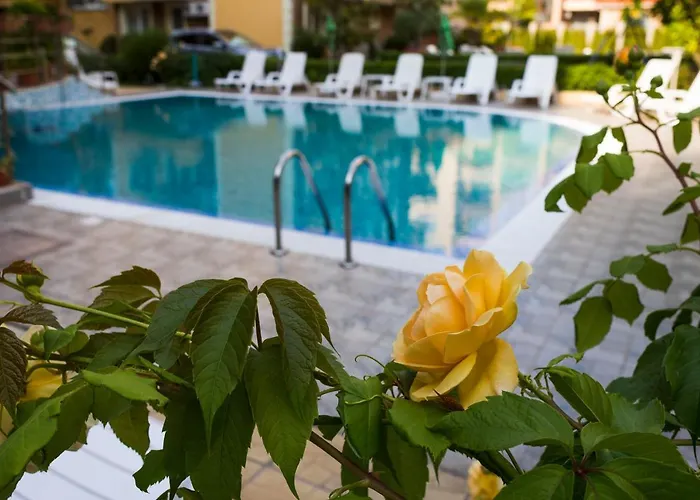 Apart Otel Aquaria 4*